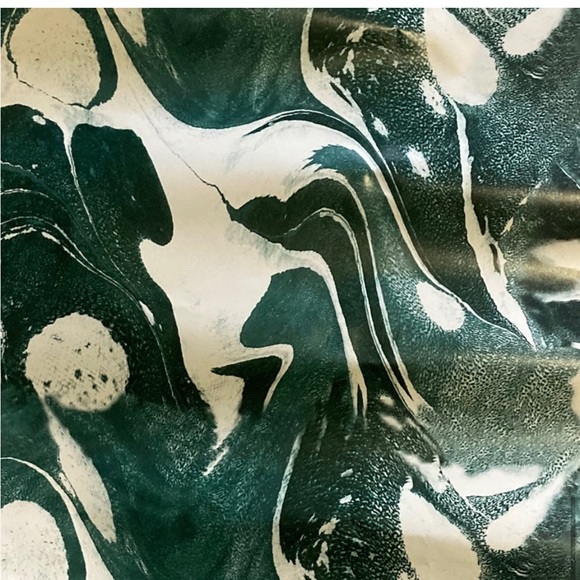 Taylor Swift Official Folklore Gift Wrap - Picture 2 of 6